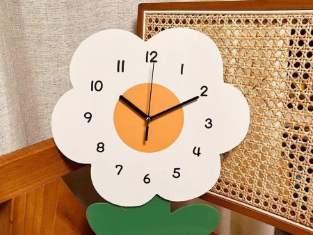 Cartoon White Flower Shape Minimal Children Room Wall Clock Hot on Sale