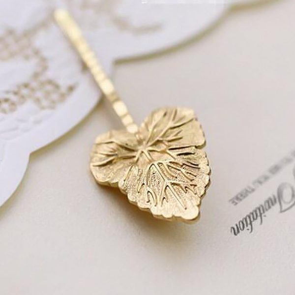 Wholesale retro Mori hair accessories olive branch hairpin beautiful bride alloy headdress tree leaf side clip For Sale